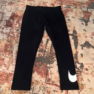 Nike Capri Leggings with Wrap Around Logo